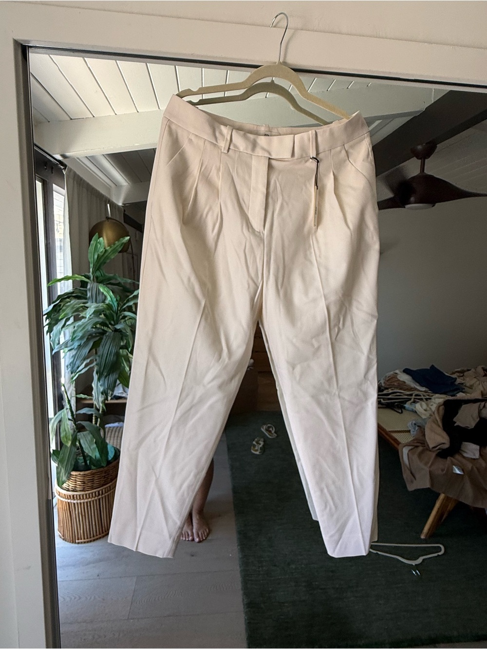 Banana Republic Cream High-Waist Tapered Pants
